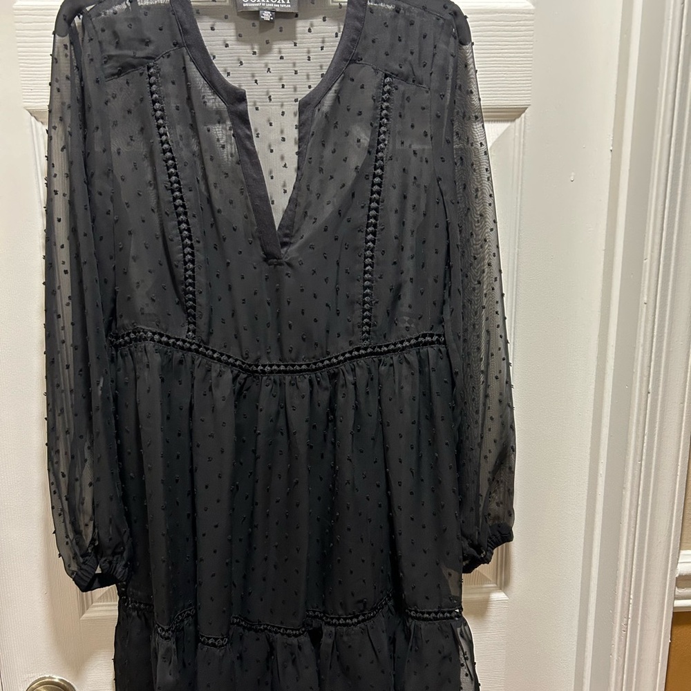 Dress - Picture 2 of 5